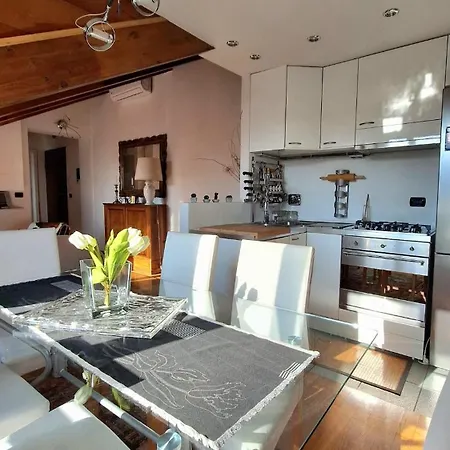Apartment Mansarda Crilu Turin